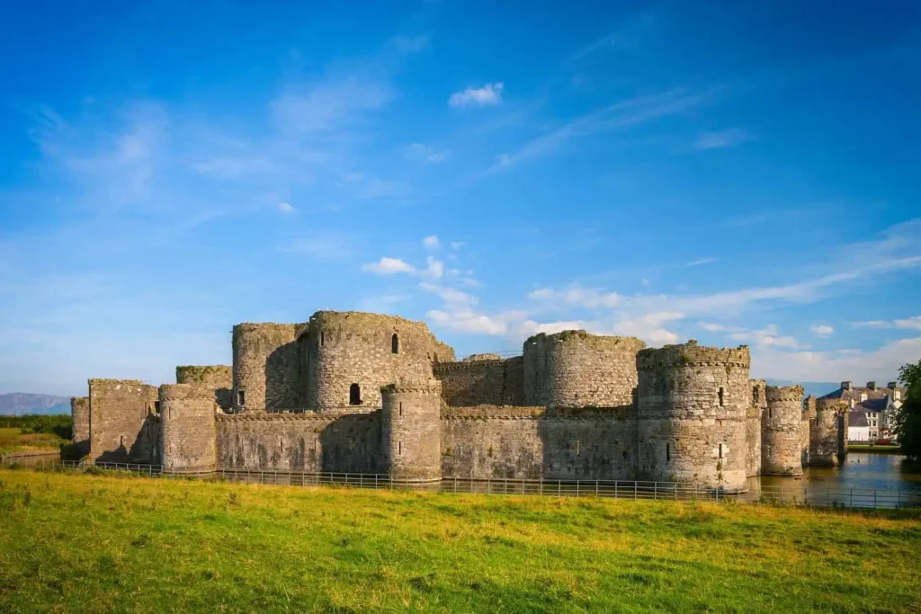 Conwy Valley Getaway | 44598 ncx kc01 1617 0201 web optimised 1920px Image showing the full size and scale of Beaumaris Castle, sitting nestled into the landscape