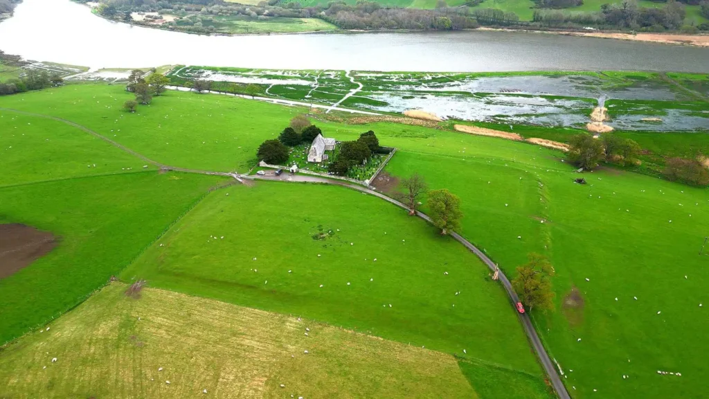 Conwy Valley Getaway | 2048px Caerhun Caer Rhun Morfa Uchaf Dyffryn Conwy SSSI caer Rufeinig Canovium a safle Eglwys y Santes Fair 14g 9 Conwy Valley Getaway | 2048px Caerhun Caer Rhun Morfa Uchaf Dyffryn Conwy SSSI caer Rufeinig Canovium a safle Eglwys y Santes Fair 14g 9