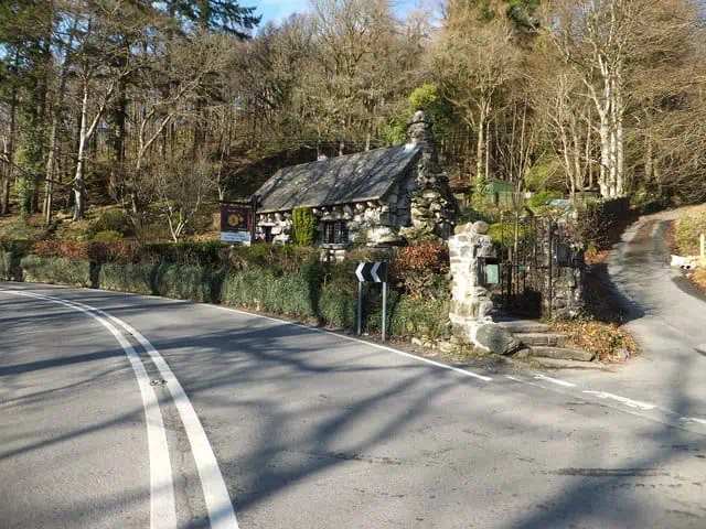 Conwy Valley Getaway | Ty Hyll The Ugly House geograph.org .uk 3336652 Conwy Valley Getaway | Ty Hyll The Ugly House geograph.org .uk 3336652