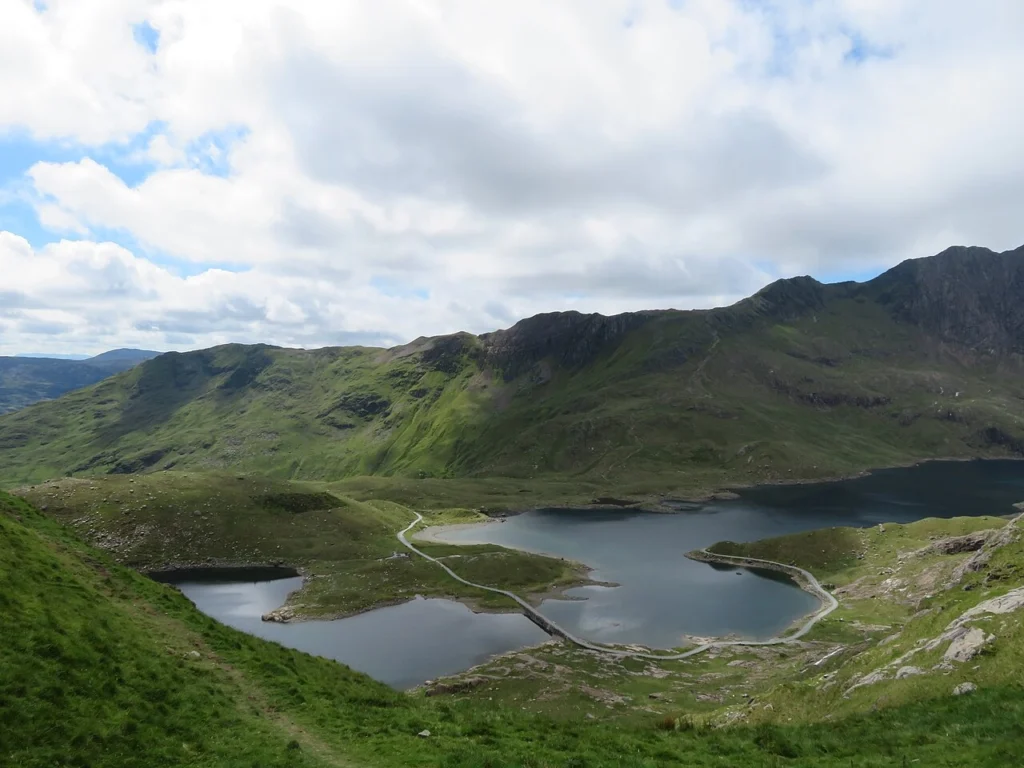 Conwy Valley Getaway | Llyn Llydaw Conwy Valley Getaway | Llyn Llydaw