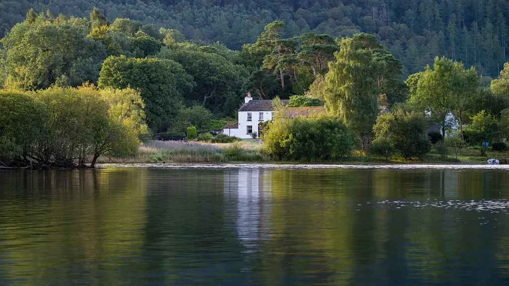 Conwy Valley Getaway | 1280px Strandshag Bay Derwentwater Lake District 2025 01 Derwent Water, Lake District